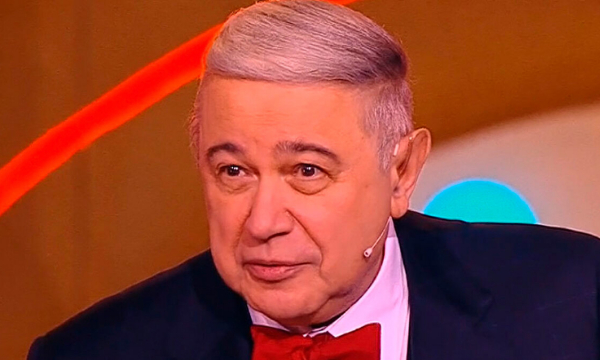 Петросян это скрывал: раскрыта истинная причина закрытия «Кривого зеркала»